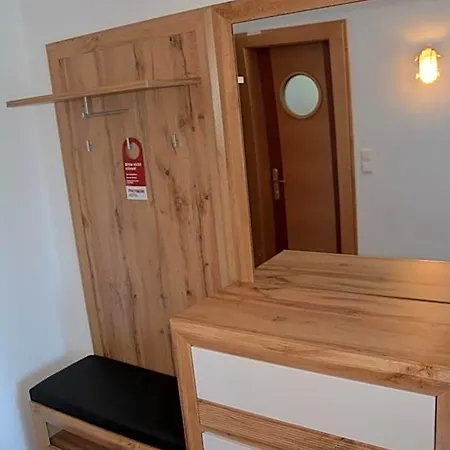 Hotel-restaurant 