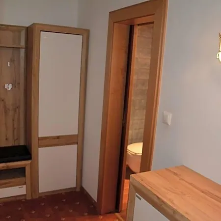 Hotel-restaurant 