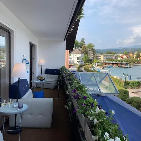 Hotel-restaurant 