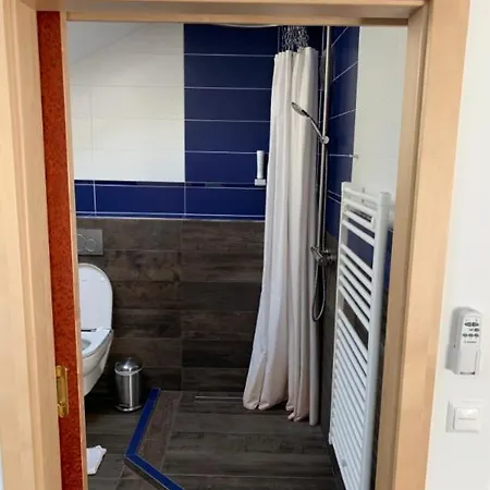 Hotel-restaurant 