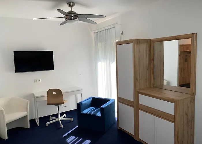 ホテル Hotel-restaurant 